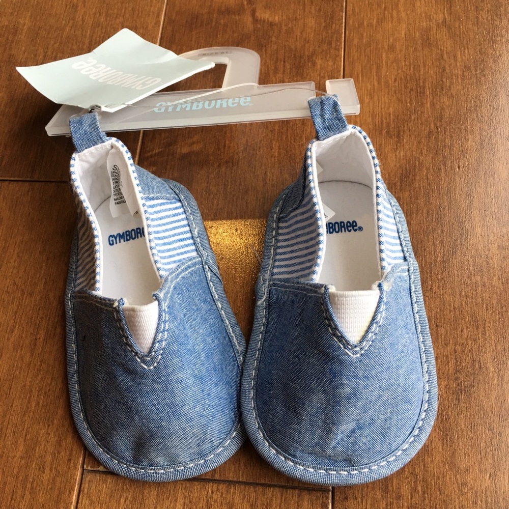 Brand New Gymboree Denim Crib Shoes Size 1